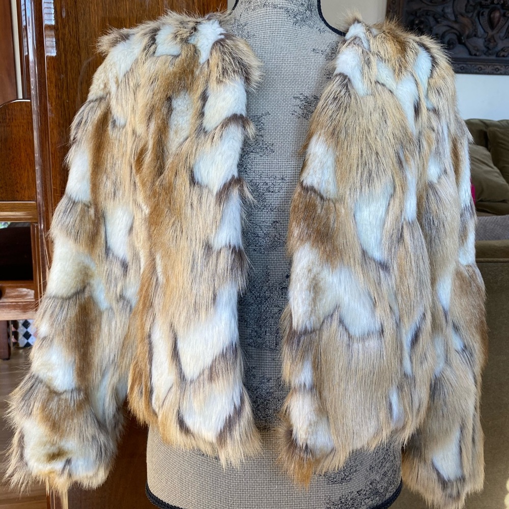 Faux Fur jacket - Picture 7 of 10